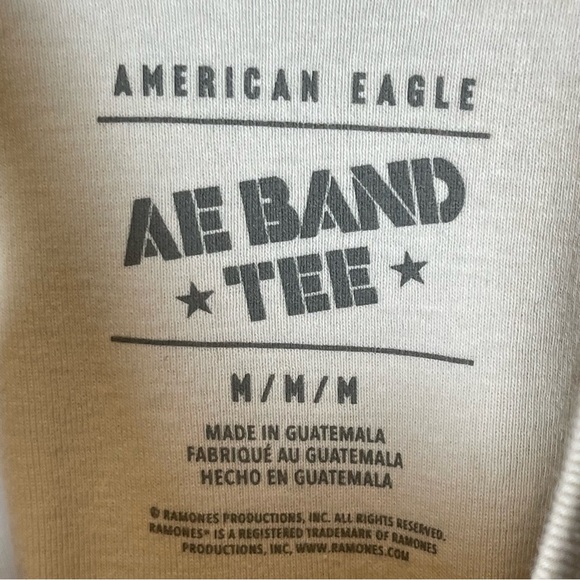 AE Cropped High-Neck Ramones Graphic Tank Top M - Picture 9 of 9